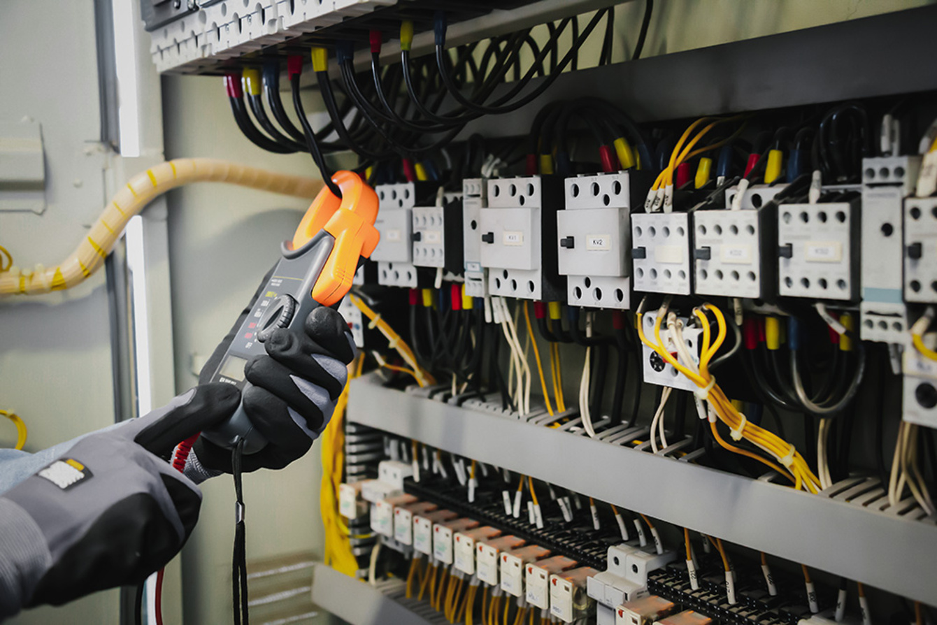 DGUV Vorschrift 3-Check bei MS-Elektroinstallation in Friedrichsdorf